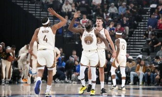 库里6犯毕业科尔被驱逐 勇船老头局竟遭菜鸟抢镜？