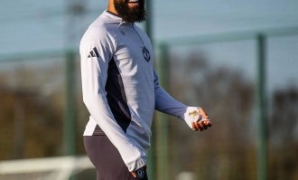 姆贝莫有望参与曼联战伯恩茅斯，马兹拉维恐缺阵！阿莫林暗示启用一人