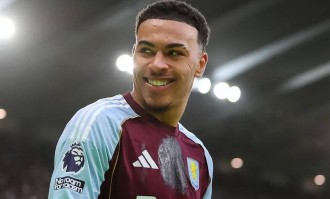 今夏转会有戏！曼联追德甲中场要花4000万，热刺看上亿元英格兰国脚